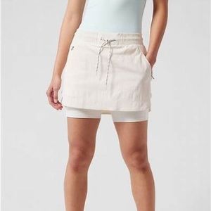 Athleta White Trekkie Skort Size: 16